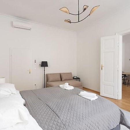 Franz 23 - Typical Viennese Apartment In The Heart Of 维也纳 外观 照片