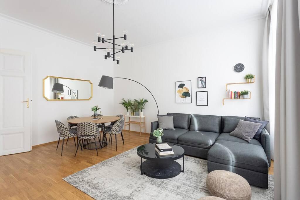 Franz 23 - Typical Viennese Apartment In The Heart Of 维也纳 外观 照片